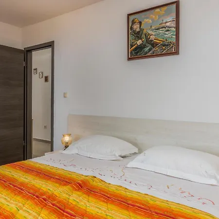 Beautiful In Apartman